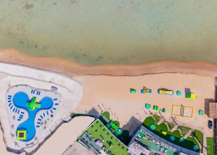 Aquatic Village - Red Sea Hotel 4*